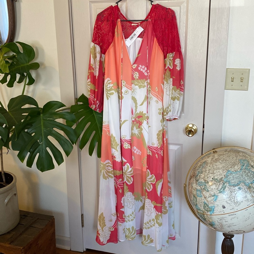 Beautiful, cheerful maxi dress or mumu